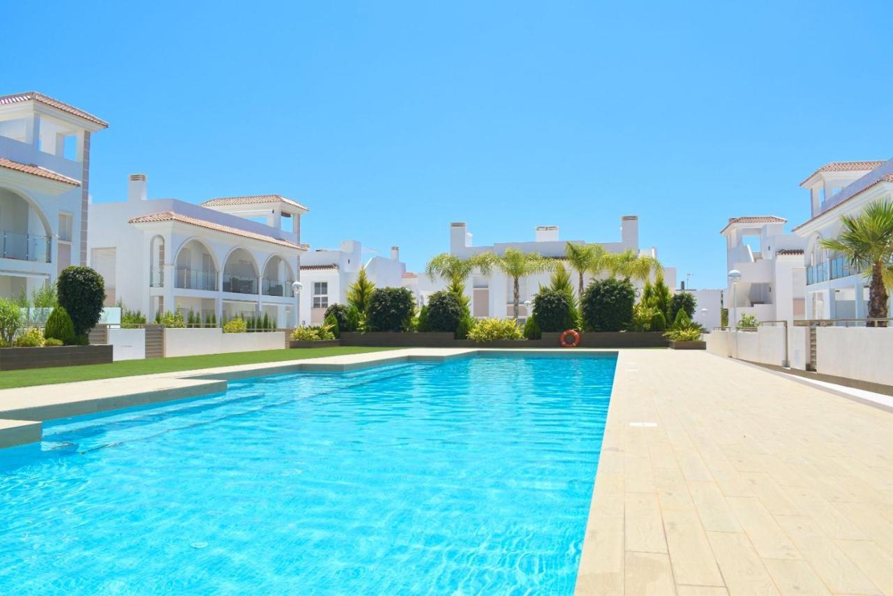 New Build Apartment On Beautiful Modern Complex Rojales Esterno foto